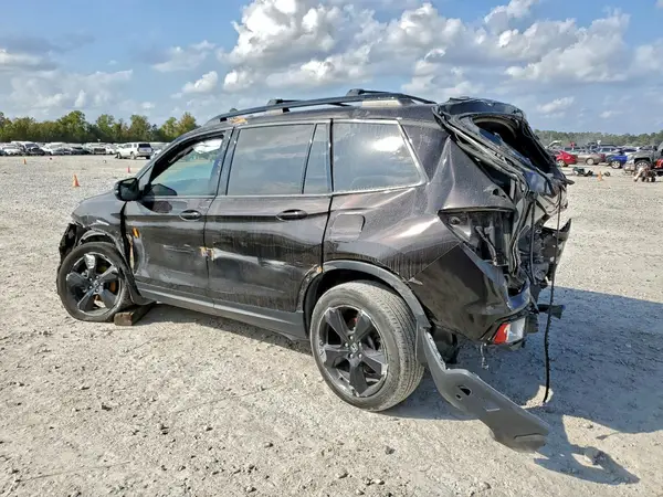 5FNYF8H04LB004885 2020 HONDA PASSPORT - Image 2