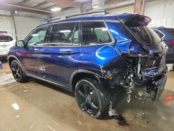 5FNYF8H04LB007267 2020 HONDA PASSPORT - Image 2