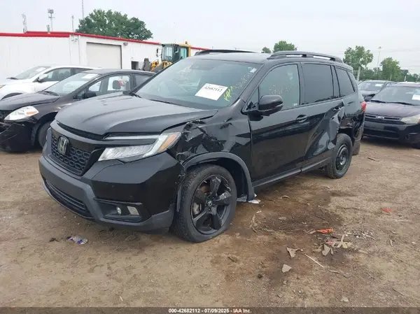 5FNYF8H04MB028752 2021 HONDA PASSPORT - Image 2