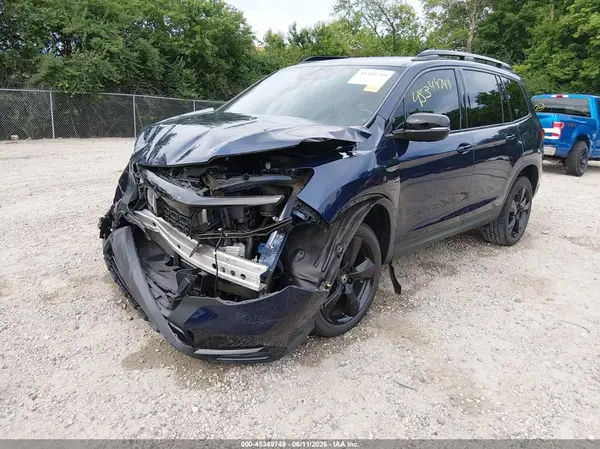 5FNYF8H04MB029495 2021 HONDA PASSPORT - Image 2