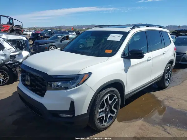 5FNYF8H04PB005315 2023 HONDA PASSPORT - Image 2