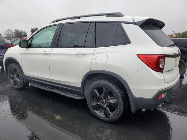5FNYF8H05KB003596 2019 HONDA PASSPORT - Image 2