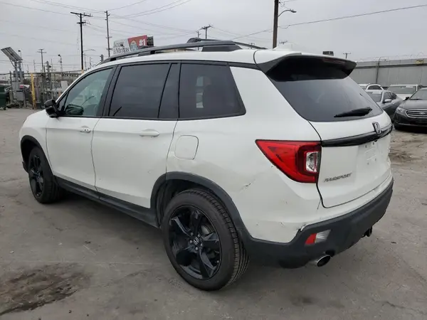5FNYF8H05KB009575 2019 HONDA PASSPORT - Image 2
