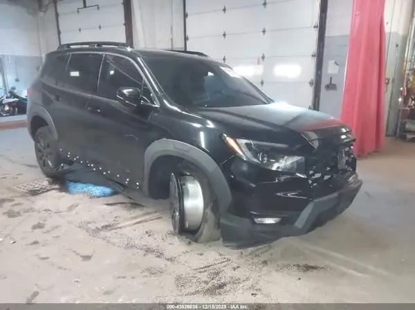 5FNYF8H05NB005840 2022 HONDA PASSPORT - Image 1