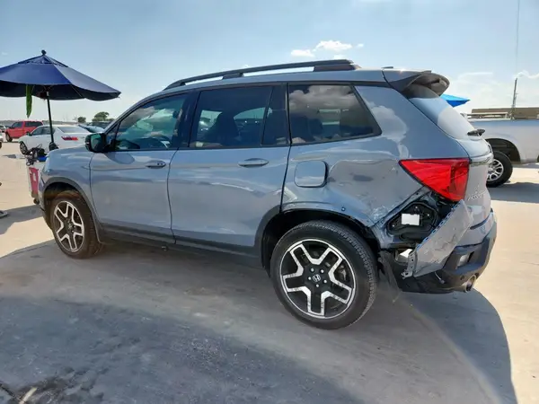 5FNYF8H05NB025666 2022 HONDA PASSPORT - Image 2