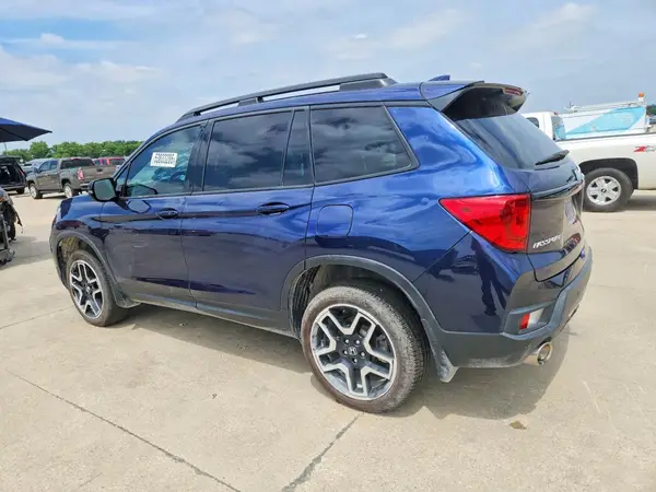 5FNYF8H05PB004691 2023 HONDA PASSPORT - Image 2