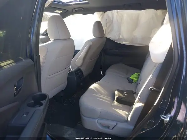 5FNYF8H05PB007557 2023 HONDA PASSPORT - Image 8