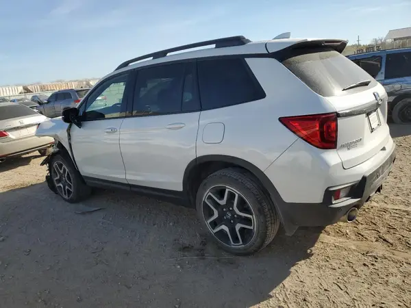 5FNYF8H05PB030191 2023 HONDA PASSPORT - Image 2