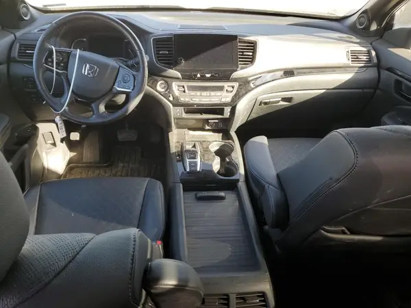 5FNYF8H05PB030191 2023 HONDA PASSPORT - Image 8