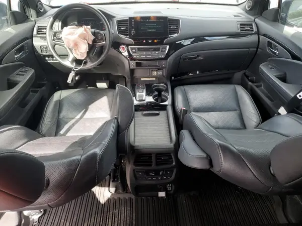 5FNYF8H06KB003641 2019 HONDA PASSPORT - Image 8