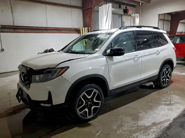 5FNYF8H06PB004148 2023 HONDA PASSPORT - Image 1