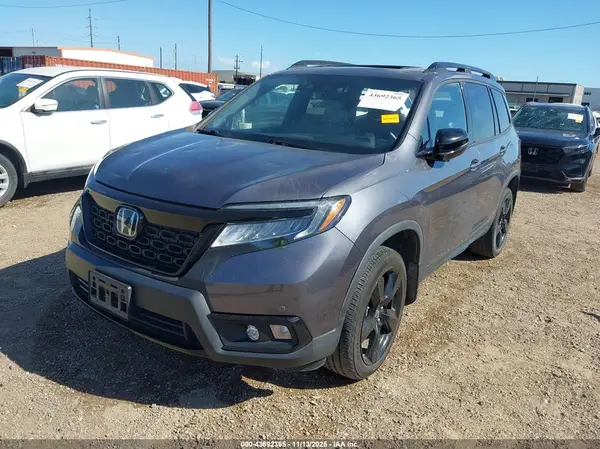 5FNYF8H07LB015637 2020 HONDA PASSPORT - Image 2