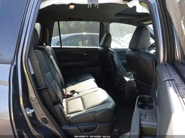 5FNYF8H07MB009810 2021 HONDA PASSPORT - Image 8