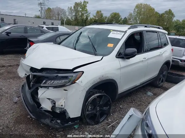 5FNYF8H07MB030592 2021 HONDA PASSPORT - Image 2