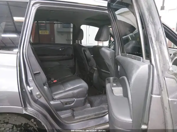 5FNYF8H07MB033279 2021 HONDA PASSPORT - Image 8