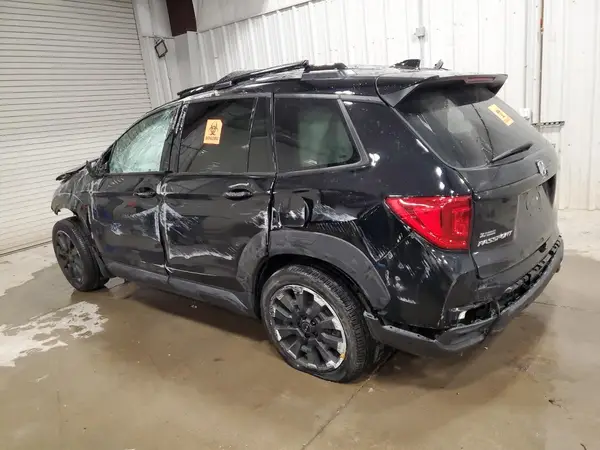 5FNYF8H07NB008223 2022 HONDA PASSPORT - Image 2