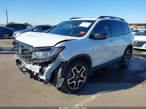 5FNYF8H07NB013714 2022 HONDA PASSPORT - Image 2