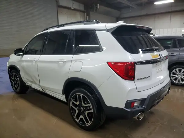 5FNYF8H07PB004157 2023 HONDA PASSPORT - Image 2
