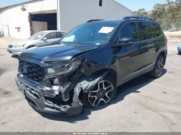 5FNYF8H07PB015868 2023 HONDA PASSPORT - Image 2