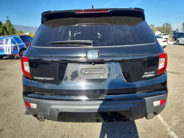 2019 HONDA PASSPORT auction photo 6