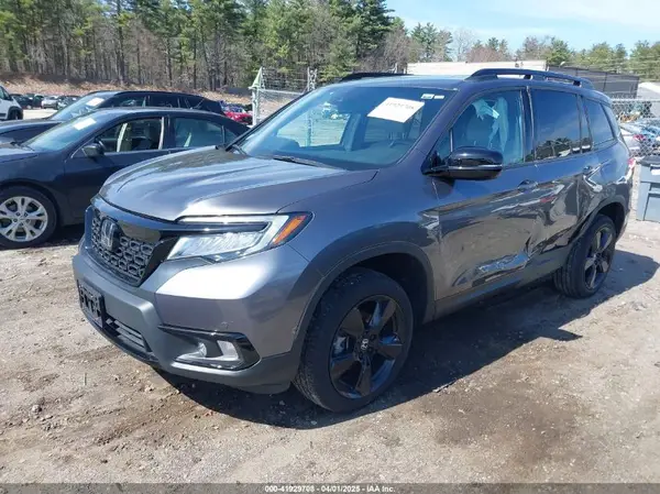 5FNYF8H08MB011467 2021 HONDA PASSPORT - Image 2