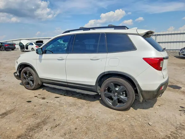 5FNYF8H08MB014725 2021 HONDA PASSPORT - Image 2