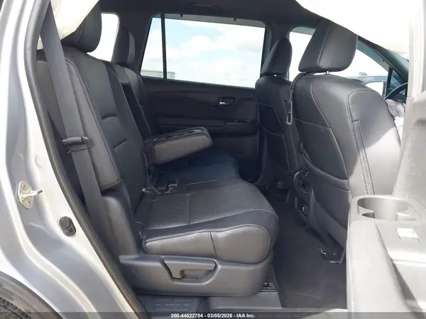 5FNYF8H09KB002631 2019 HONDA PASSPORT - Image 8