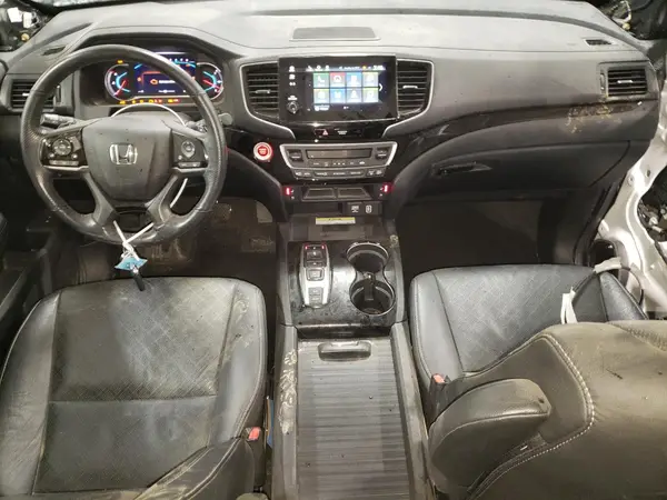 5FNYF8H09LB000685 2020 HONDA PASSPORT - Image 8