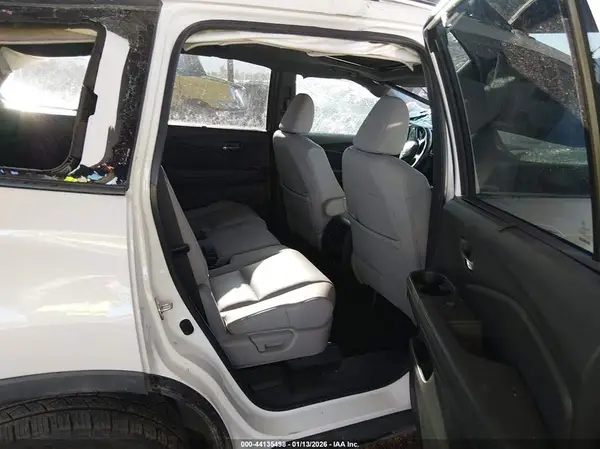 5FNYF8H09LB013713 2020 HONDA PASSPORT - Image 8