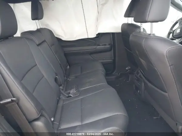 5FNYF8H09PB001292 2023 HONDA PASSPORT - Image 8
