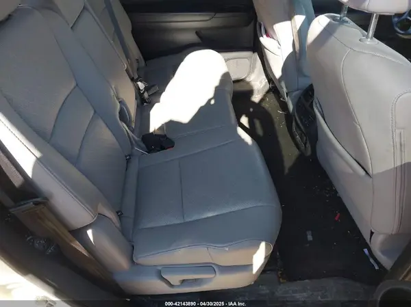 5FNYF8H0XKB001472 2019 HONDA PASSPORT - Image 8