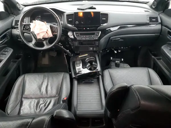 5FNYF8H0XKB003951 2019 HONDA PASSPORT - Image 8