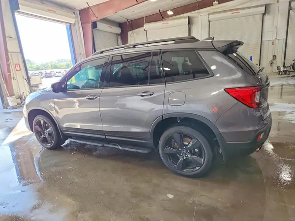5FNYF8H0XKB004758 2019 HONDA PASSPORT - Image 2