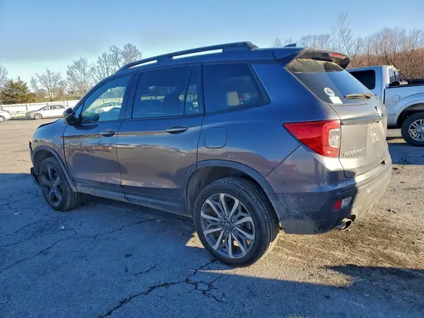 5FNYF8H0XKB006462 2019 HONDA PASSPORT - Image 2