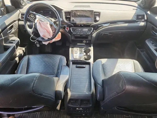 5FNYF8H0XKB011208 2019 HONDA PASSPORT - Image 8