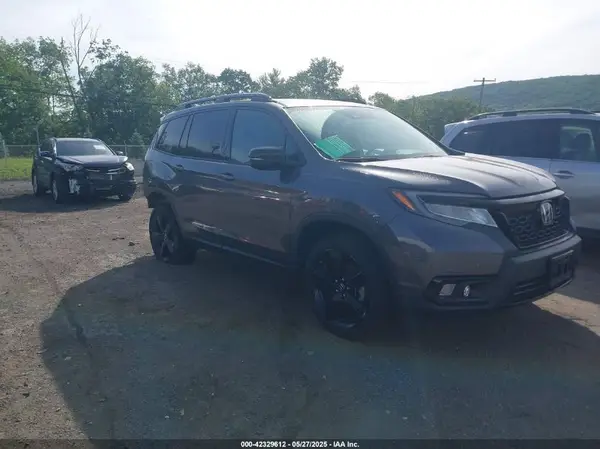 5FNYF8H0XKB030776 2019 HONDA PASSPORT - Image 1