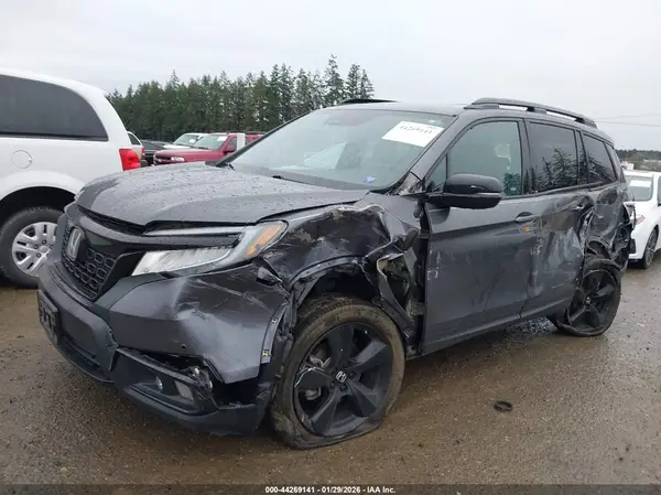 5FNYF8H0XMB036421 2021 HONDA PASSPORT - Image 2