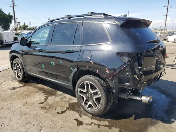 5FNYF8H0XPB015539 2023 HONDA PASSPORT - Image 2