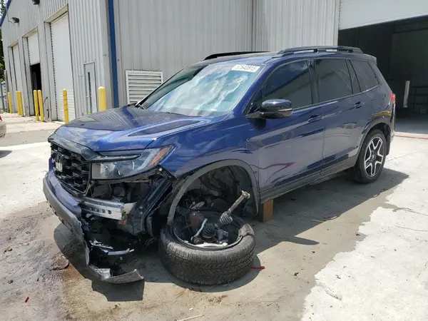 5FNYF8H0XPB033491 2023 HONDA PASSPORT - Image 1