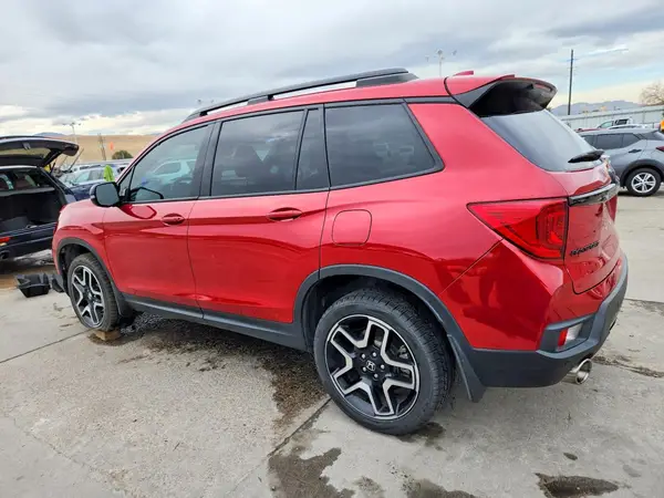5FNYF8H0XPB035712 2023 HONDA PASSPORT - Image 2