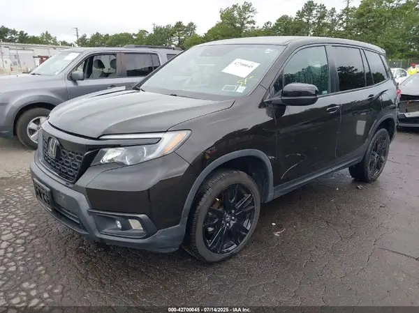 5FNYF8H22KB011804 2019 HONDA PASSPORT - Image 2