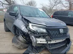 5FNYF8H22KB012323 2019 HONDA PASSPORT
