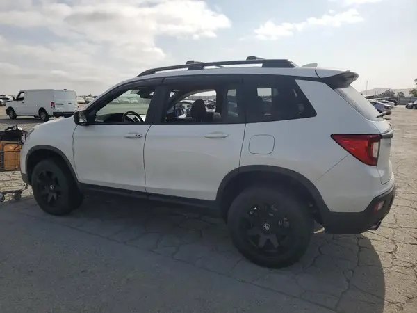 5FNYF8H22KB016114 2019 HONDA PASSPORT - Image 2