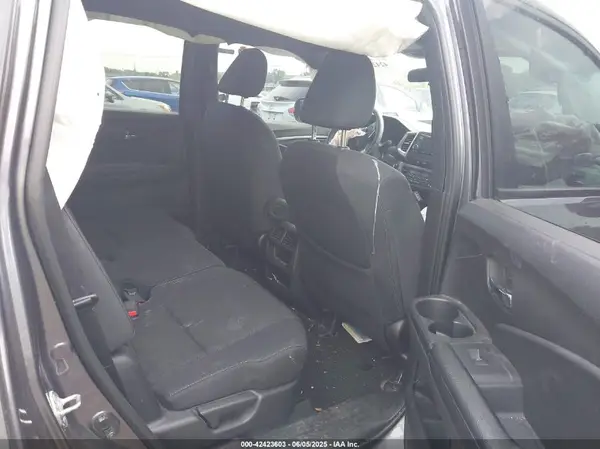 5FNYF8H23KB018020 2019 HONDA PASSPORT - Image 8