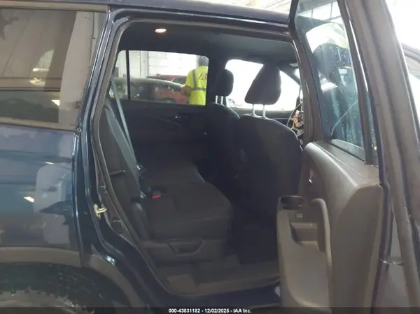 5FNYF8H23KB026716 2019 HONDA PASSPORT - Image 8
