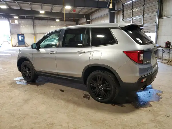 5FNYF8H23LB014597 2020 HONDA PASSPORT - Image 2