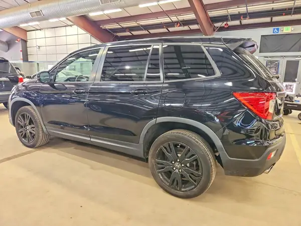 5FNYF8H24KB022464 2019 HONDA PASSPORT - Image 2