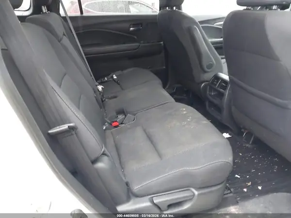 5FNYF8H25KB013756 2019 HONDA PASSPORT - Image 8