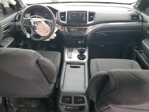5FNYF8H27KB013743 2019 HONDA PASSPORT - Image 8