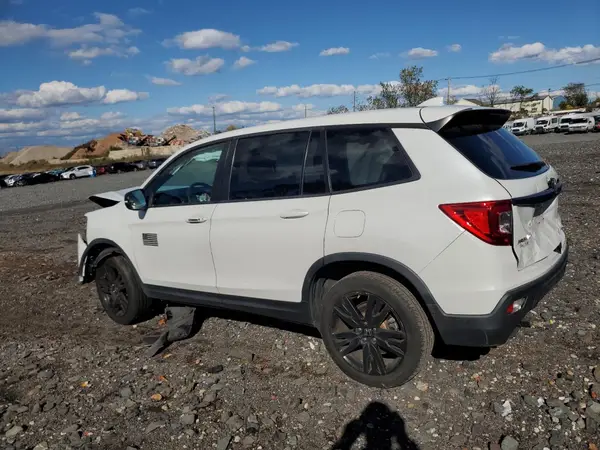 5FNYF8H27LB018605 2020 HONDA PASSPORT - Image 2